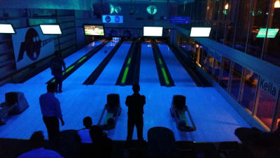 Bowling på Kiitorata i Åbo.