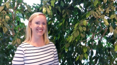 Bokbloggaren Jessica Andersin är enväldig jury för Svenska Yles litteraturpris år 2017.