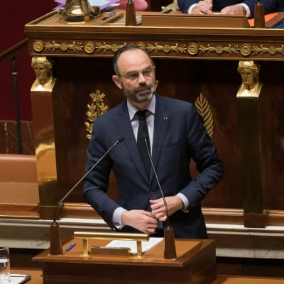 Premiärminister Edouard Philippe talar till den franska nationalförsamlingen