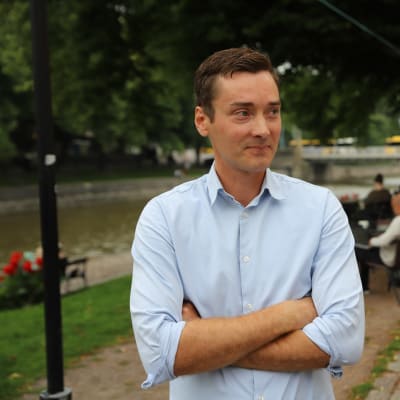 Turun yliopiston apulaisprofessori ja neurologian erikoislääkäri Juho Joutsa. 
