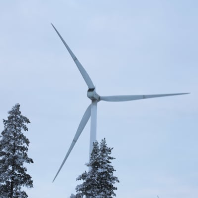 Tornion Kitkiäisvaarassa yksi tuulivoimala
