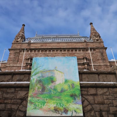 Åbo konstmuseum, längst fram en skylt som presenterar utställningen.