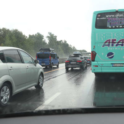 Trafik på en motorväg i Tyskland