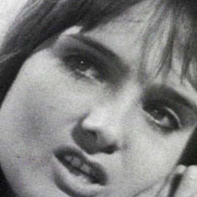 Kristiina Halkola tv-elokuvassa Kotona (1970).