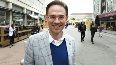 EU-kommissionär Jyrki Katainen i Björneborg den 14 juli 2017.