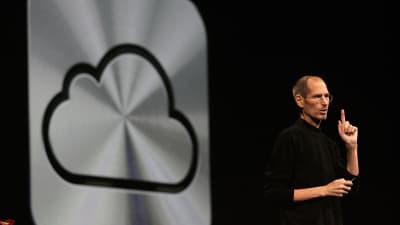 Steve presenterar molnet åp WWDC 2011