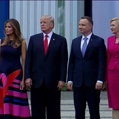 Uutisvideot: Donald Trumpin ja Agata Kornhauser-Dudan kiusallinen hetki