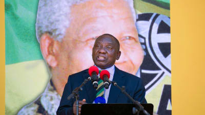 Cyril Ramaphosa talar till anhängare 11.2.2018.  Han väntas bli Sydafrikas nästa president.