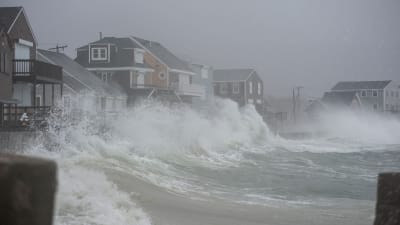 Scituate, Massachusetts, har drabbats hårt av stormen och högt vatten.