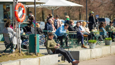 Uteservering i Helsingfors. 