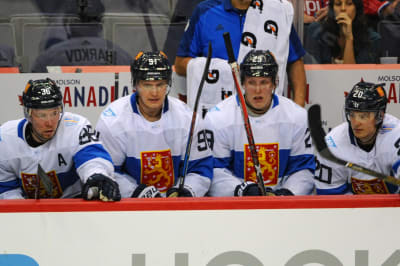 Aleksander Barkov, Patrik Laine och Sebastian Aho.