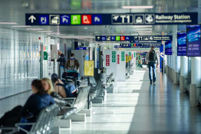 Helsinki-Vantaa lentoasema. 26.3.2021