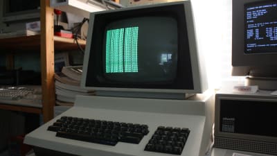 Commodore PET, Chuck Peddlen suunnittelema Commodoren ensimmäinen tietokone.
