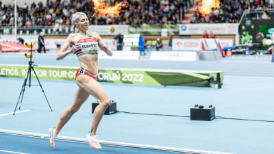 Sara Kuivisto löper.