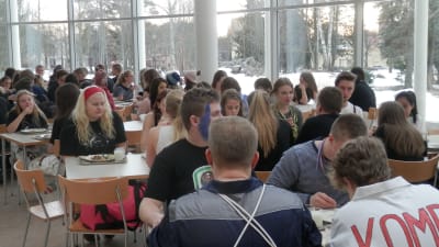 Gymnasiets matsal i Jakobstad