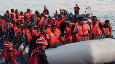 Sjöräddningsfartyget Lifeline räddade flyktingar den 21 juni 2018.