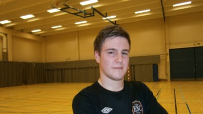 ESC:s Simon Eklund gjorde ett och assisterade till två mål på lördagen.