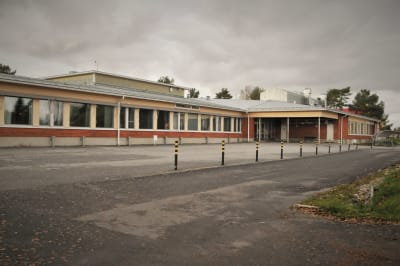 Övermalax skola.