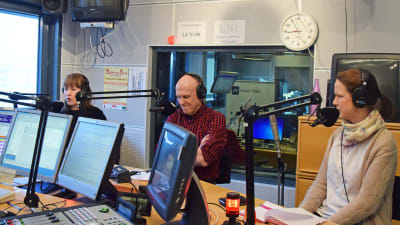 Nina Suomalainen, Thomas Wallgren, Veronika Honkasalo i valdebatt i april 2015