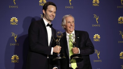 Bill Hader och Henry Winkler med sina Emmy-statyetter.