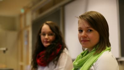 Jenny Lindberg och Tilda Kalliokoski.