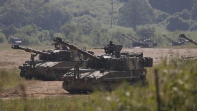 Sydkoreanskt artilleri K55 vid gränsen till Nordkorea.