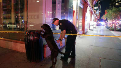 Polisen letar efter explosiva ämnen på Manhattan