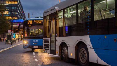 Bussar i Helsingfors.