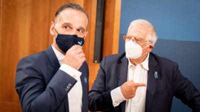 Tysklands utrikesminister Heiko Maas och EU:s utrikesrepresentant Josep Borell. EU:s utrikesministermöte Gymnich-möte i Berlin 27-28.8.2020