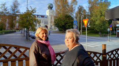 Tiina Gäddnäs och Virve Tiala.