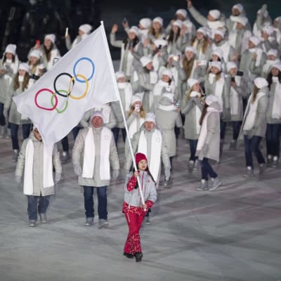 Ryska idrottare under neutral flagg på OS-invigningen 2018.