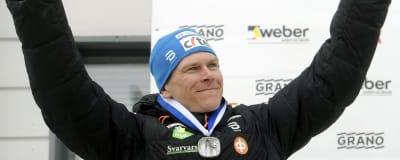 Matias Strandvall med sitt FM-silver.