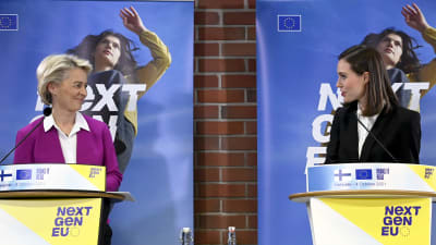 Ursula von der Leyen ja Sanna Marin.