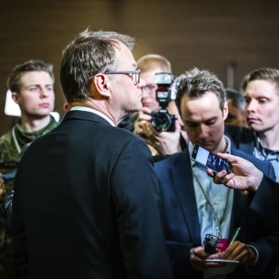 Eduskuntavaalit 2019. Pikkuparlamentin tulosilta. Juha Sipilä haastattelussa.