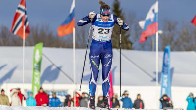 Andrea Julin skidar i världscupen, januari 2019.