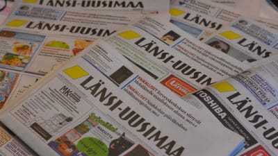 Flera nummer av tidningen Länsi-Uusimaa.