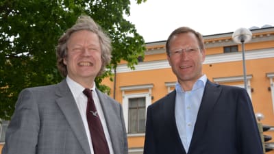 Sibelius i Korpos konstnärlige ledare Folke Gräsbeck och verksamhetsledare Petri Kirkkomäki