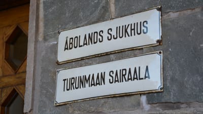 Åbolands sjukhus-skylt.