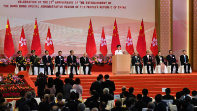 Hongkongs ledare Carrie Lam håller tal i samband med firandet av Hongkongs 23:e år som del av Kina efter det brittiska överlämnandet och införandet av en ny säkerhetslag 1.7.2020