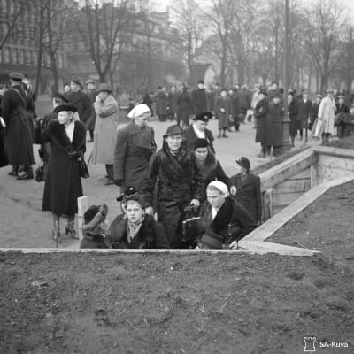 Ensihälytys Esplanadilla 30.11.1939.