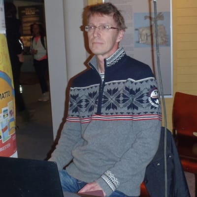 Jussi Silvennoinen Pohjois-Karjalan museossa. 