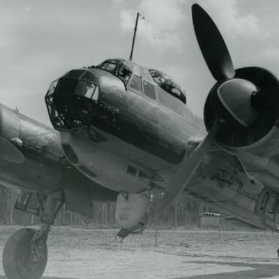 Pommituslentolaivue 44:n ykköslentueen (1/PLeLv 44) Junkers odottaa seuraavaa sotalentoa Onttolassa.