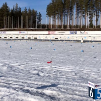 Ampumahiihtotauluja.