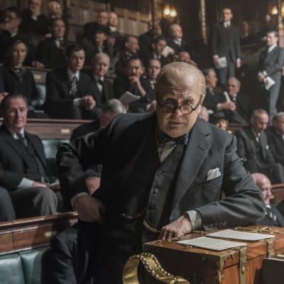 Winston Churchill Darkest Hour -elokuvassa. 