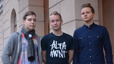 Mikael Morney, Emil Ahlroos och Matias Monola hoppas #övistoo ska göra ett fler elever vågar tala om trakasserier.