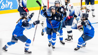 Elisa Holopainen gjorde 1–0 för Finland mot USA.