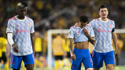 Manchester United deppar efter förlust.