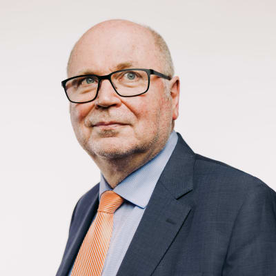 Kuvassa europarlamentaarikko Eero Heinäluoma.