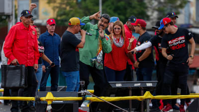 Nicolas Maduro håller sitt sista valmöte i Caracas före presidentvalet 2018.