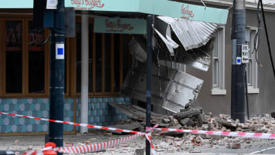 Betty's Burger-restaurangen i Windsor skadades i jordbävningen.  